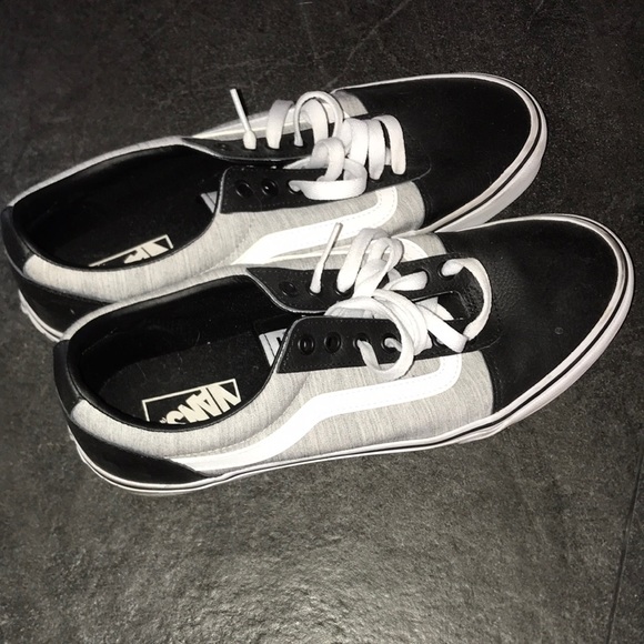 Vans size 11 - Picture 1 of 1